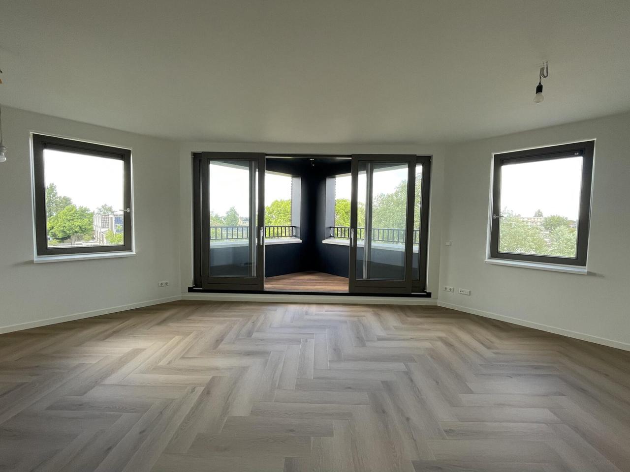 Nieuw 3-kamerappartement met lift - Afbeelding 1