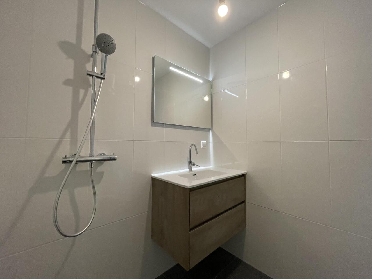Nieuw 3-kamerappartement met lift - Afbeelding 12