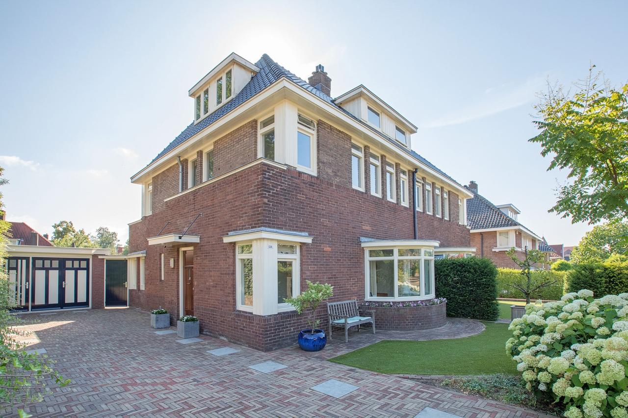 Wonen met tuin en praktijkruimte - Afbeelding 1