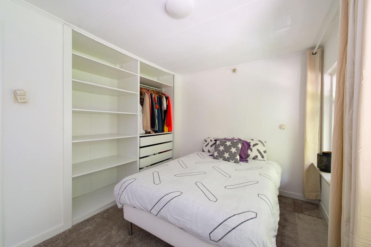 Furnished house with garden in the city center - Image 2