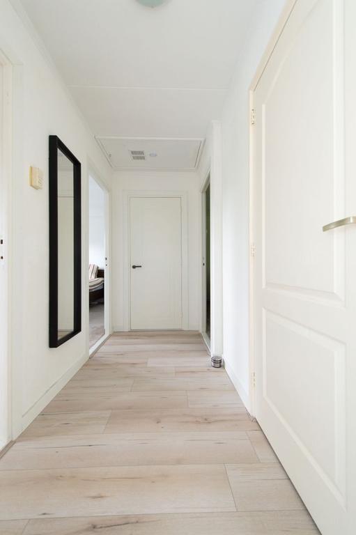 Furnished house with garden in the city center - Image 7