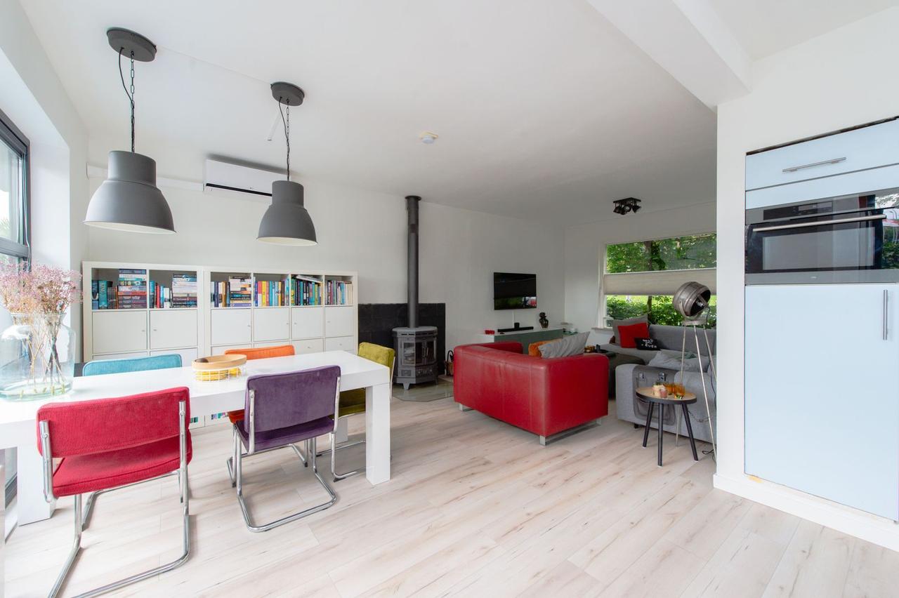 Furnished house with garden in the city center - Image 18
