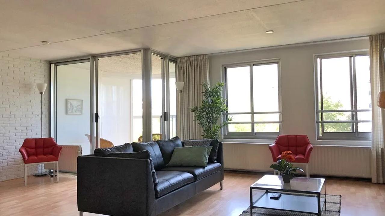 Gemeubileerd 3-kamerappartement bij Rotterdam Centraal - Afbeelding 2