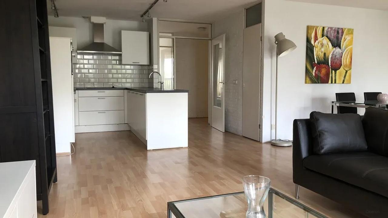 Gemeubileerd 3-kamerappartement bij Rotterdam Centraal - Afbeelding 10