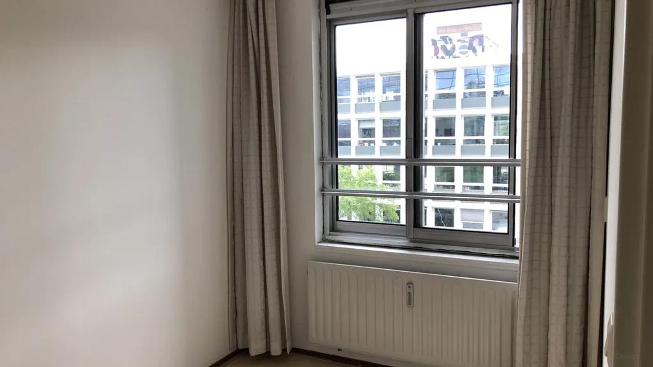 Gemeubileerd 3-kamerappartement bij Rotterdam Centraal - Afbeelding 19