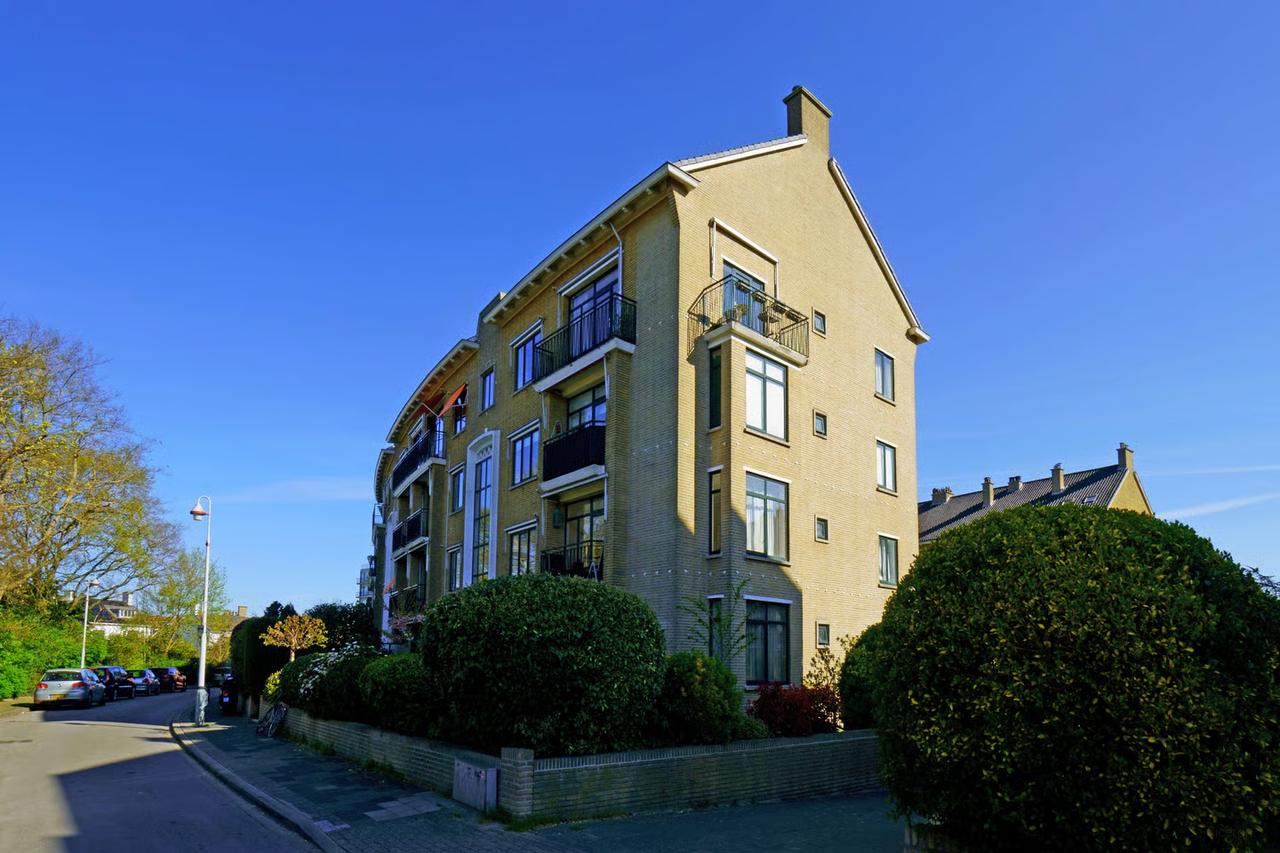 Appartement in Bohemen, Den Haag - Afbeelding 1