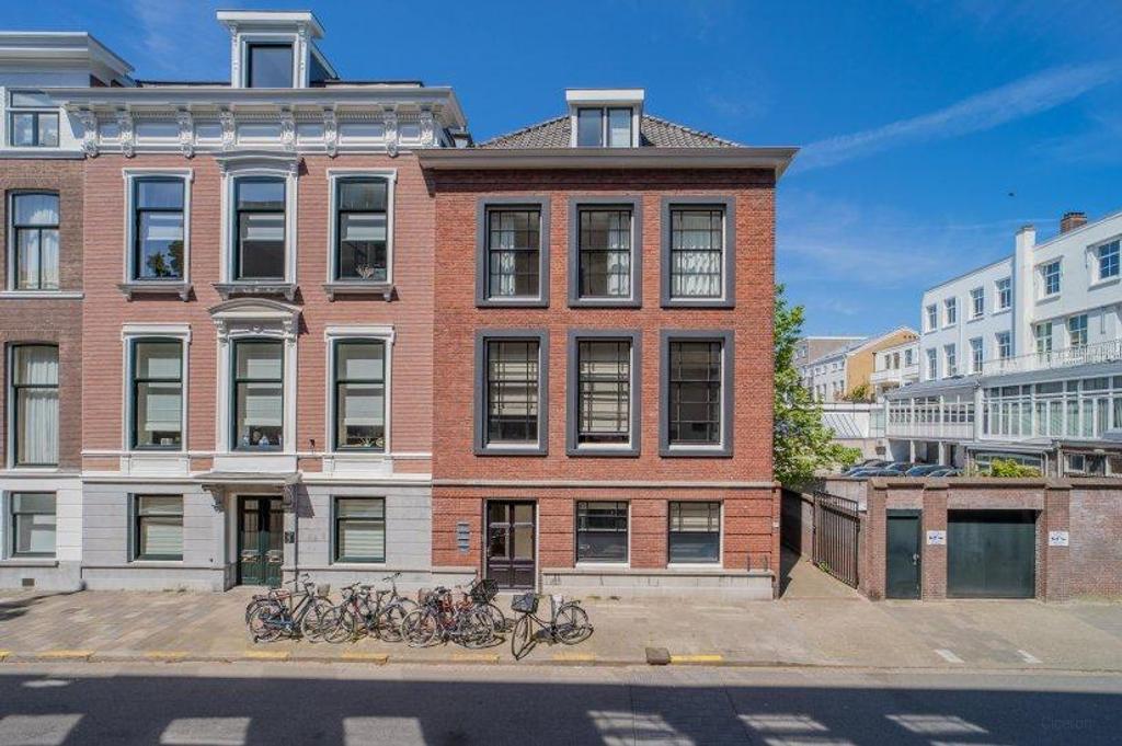 92 m² gemeubileerd in Zeeheldenkwartier - Afbeelding 1