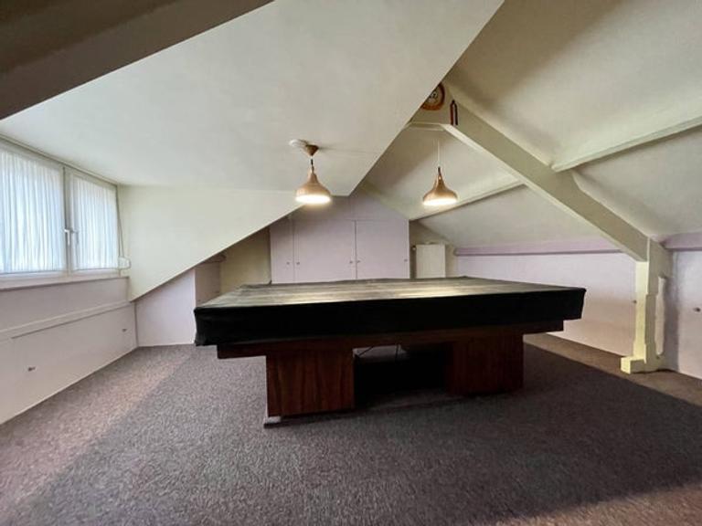Terraced house with 5 bedrooms and garden - Image 18