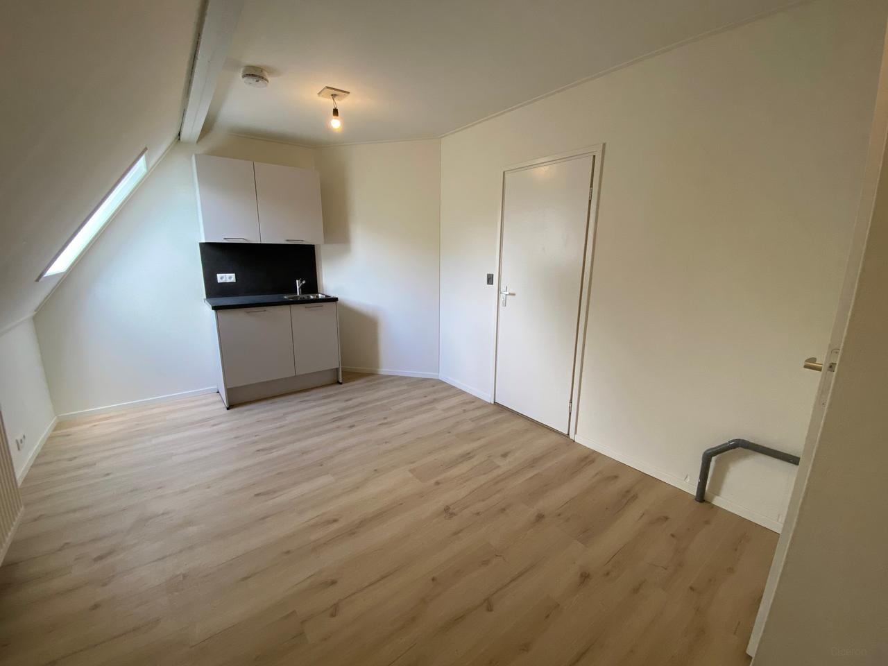 Vijf studentenkamers met woonkamer - Afbeelding 8