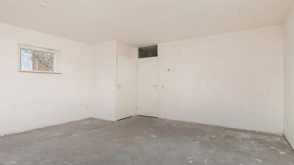 3-slaapkamerhuis met tuin in Reigersbos - Afbeelding 1