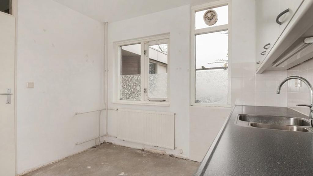 3-slaapkamerhuis met tuin in Reigersbos - Afbeelding 3