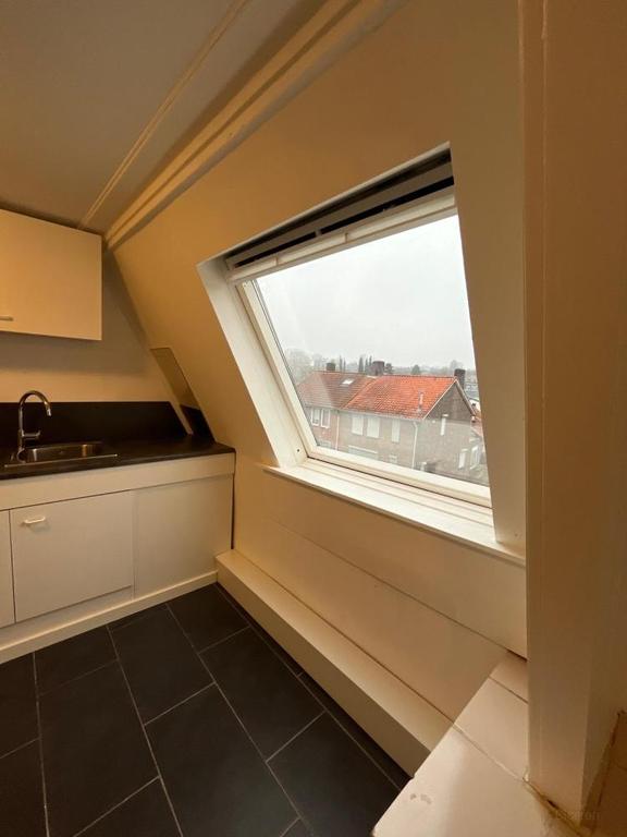 55 m² Studio with Separate Bedroom - Image 8