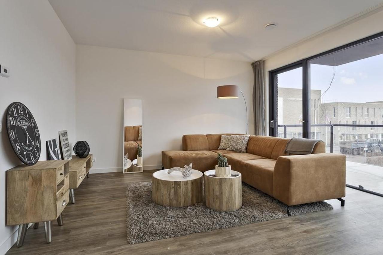 Licht 3-kamerappartement met balkon - Afbeelding 3