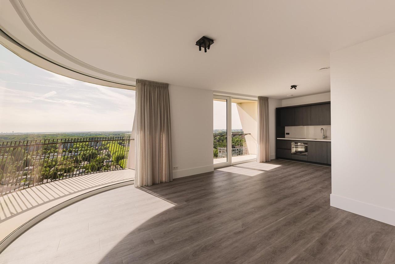 Wonen op 21 hoog met twee balkons - Afbeelding 1