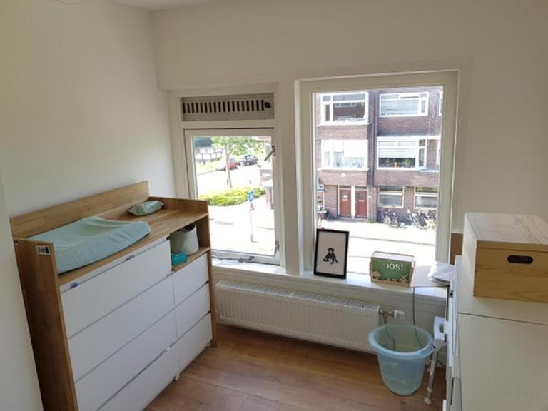 Zonnig bovenhuis met 3 slaapkamers - Afbeelding 9