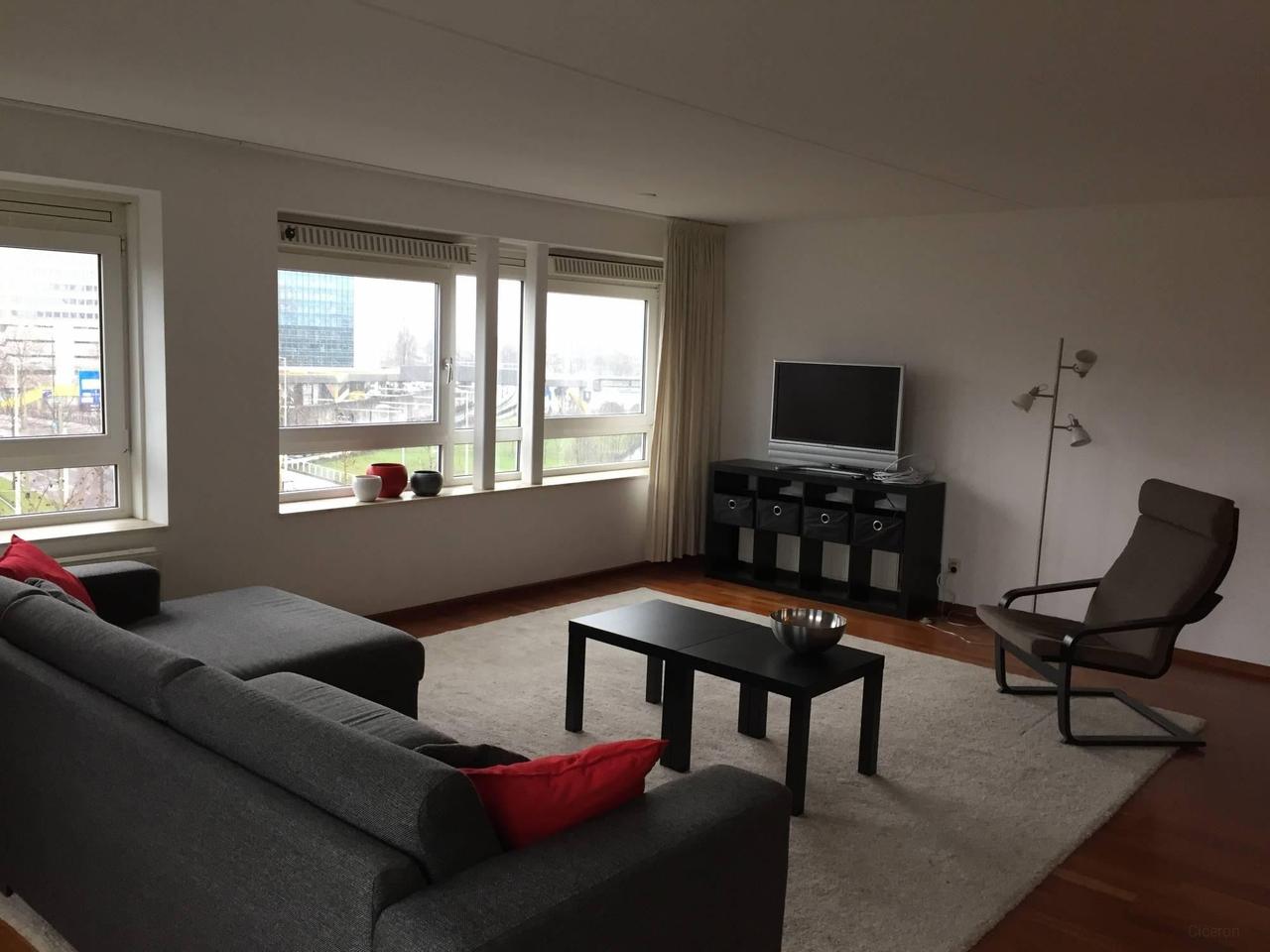 Hoekappartement met parkeerplek in centrum - Afbeelding 3