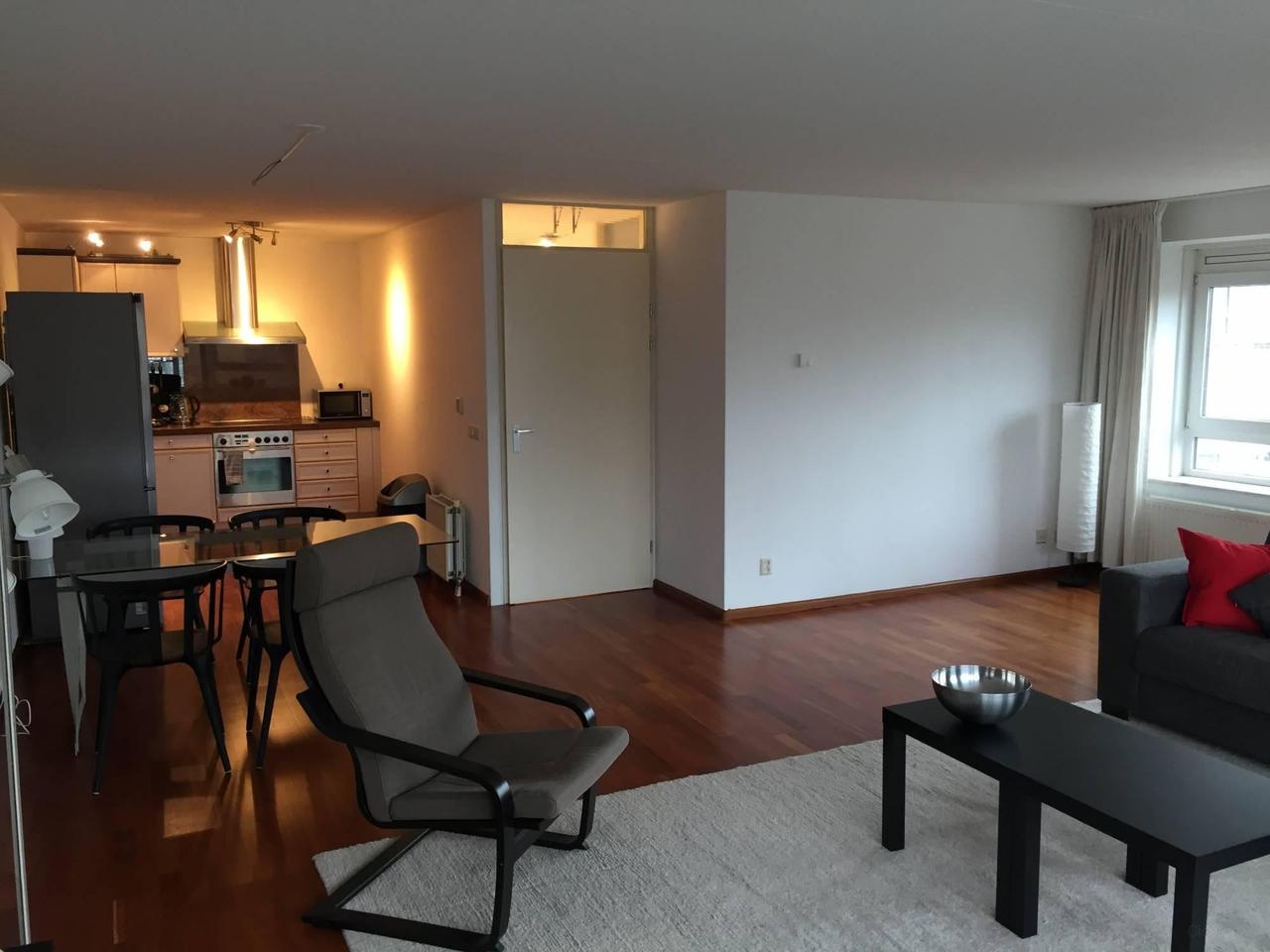 Hoekappartement met parkeerplek in centrum - Afbeelding 6