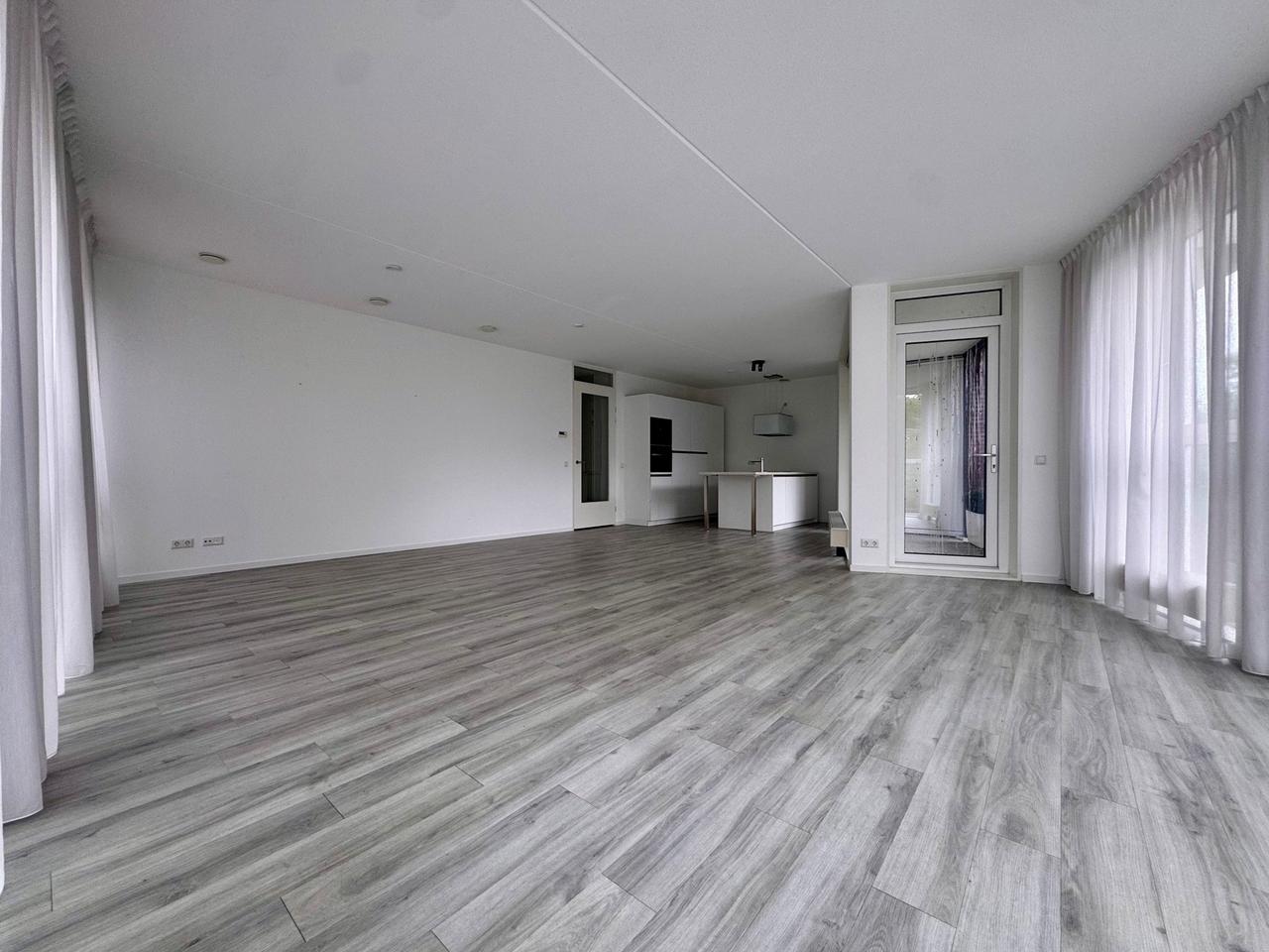 107 m² appartement met parking in centrum - Afbeelding 9
