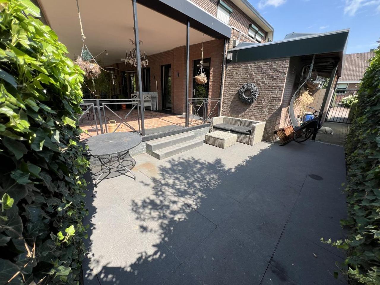 Gemeubileerd appartement met tuin in Steyl - Afbeelding 2