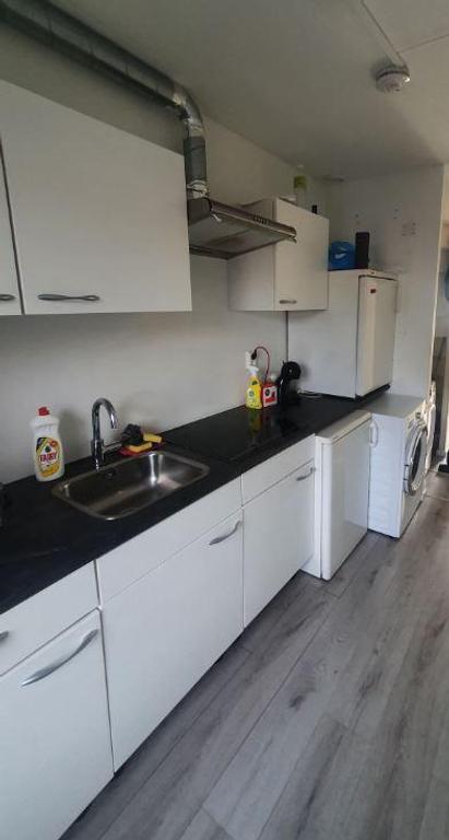 Eigen badkamer in Tilburg, 23 m² - Afbeelding 7
