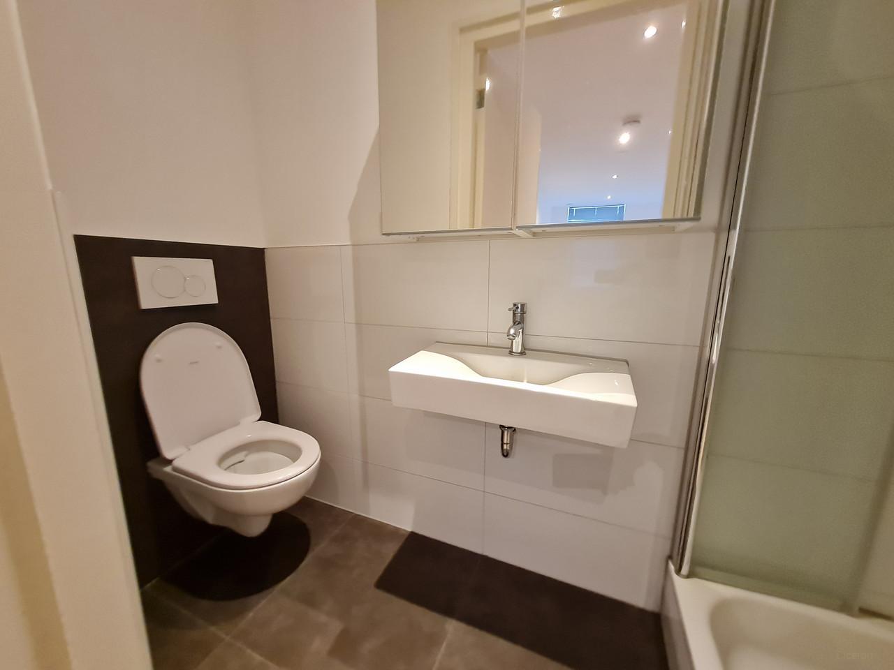 Semi-studio met eigen badkamer in Tilburg - Afbeelding 5