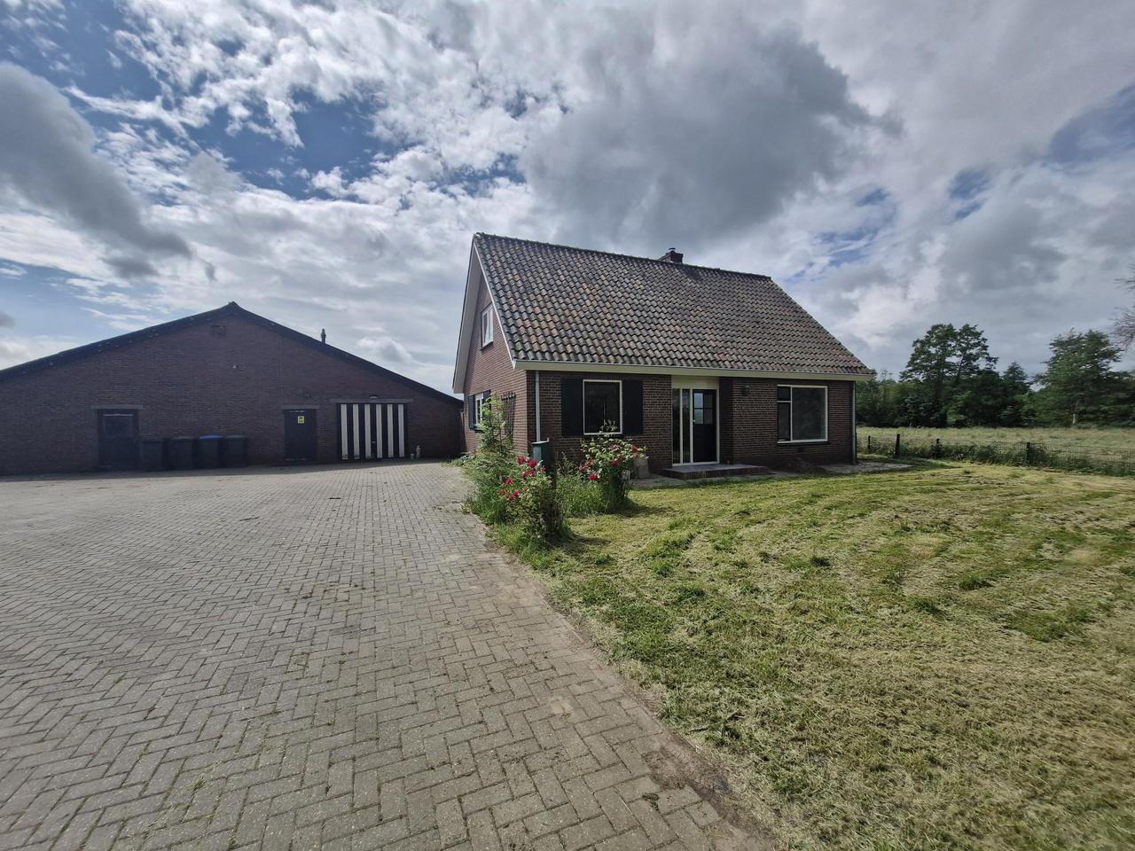 Detached house with garden in Voorst - Image 2