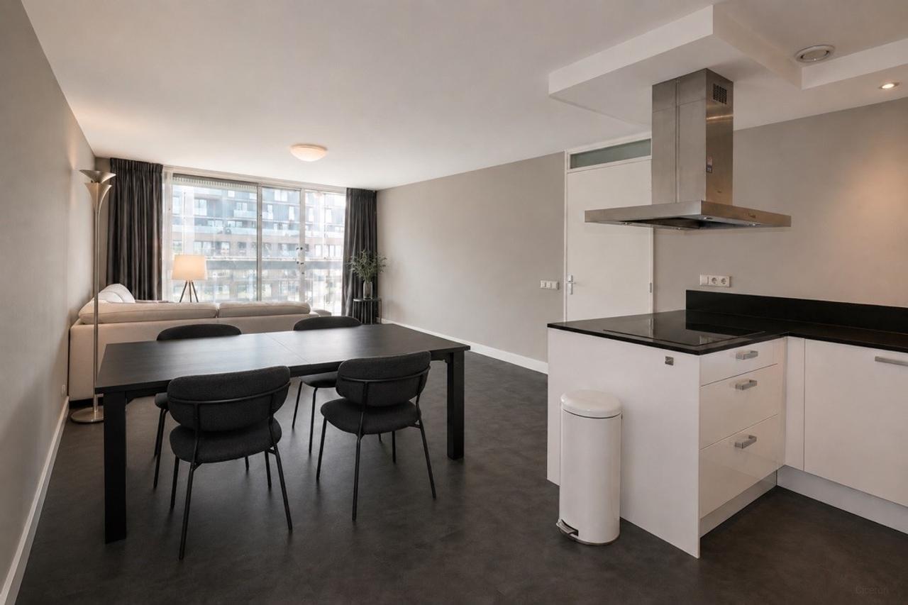 Gemeubileerd 3-kamerappartement met uitzicht - Afbeelding 1