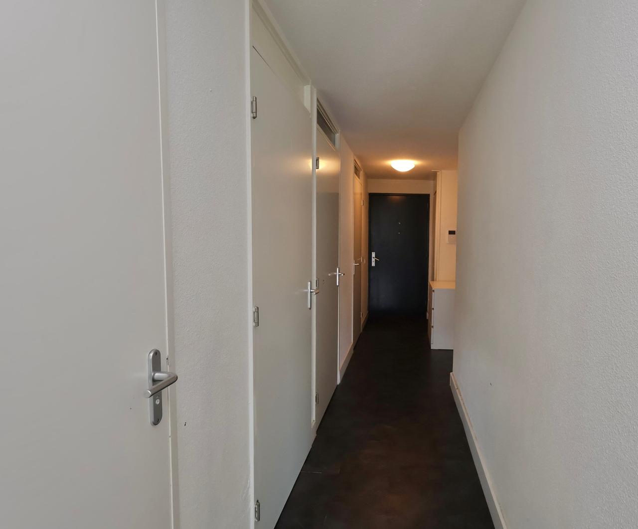 Gemeubileerd 3-kamerappartement met uitzicht - Afbeelding 7