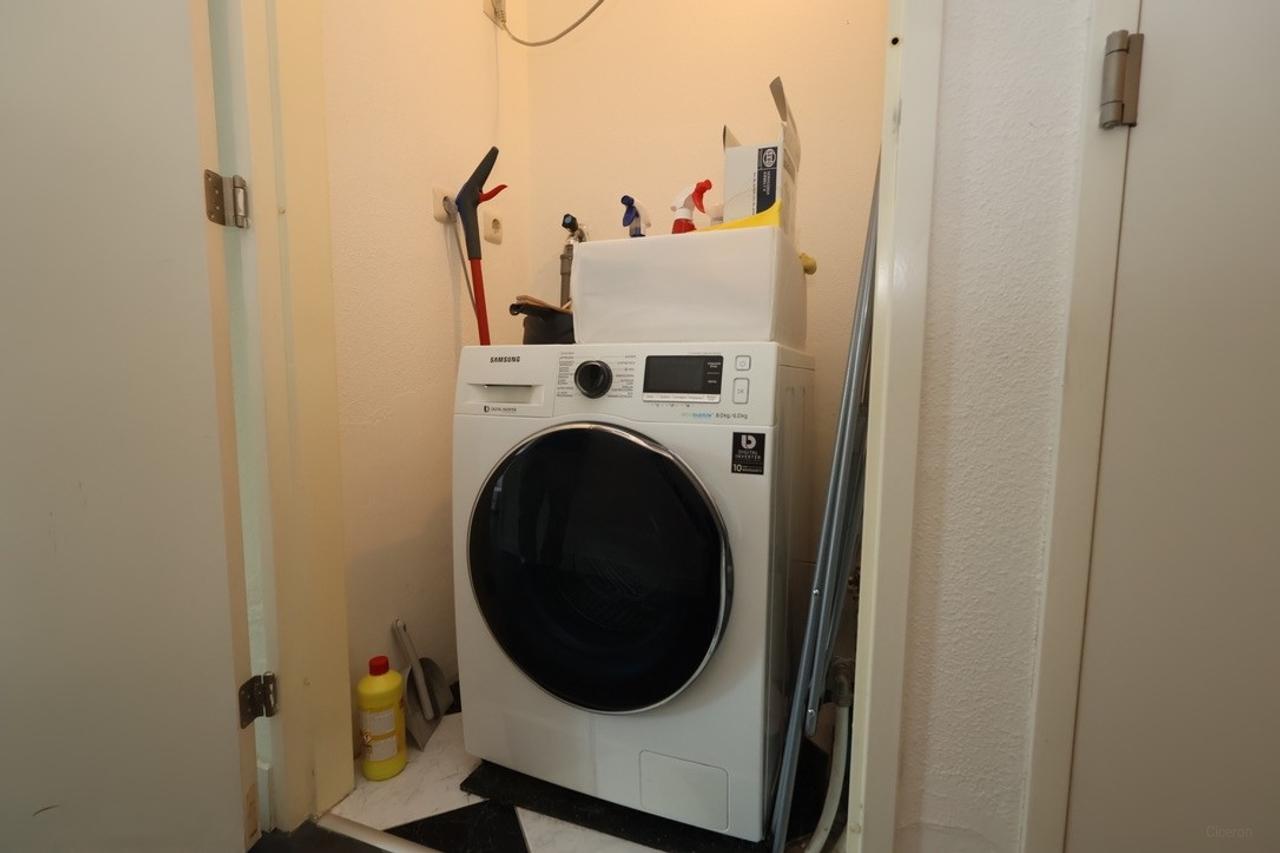 Gemeubileerd 3-kamerappartement met uitzicht - Afbeelding 15
