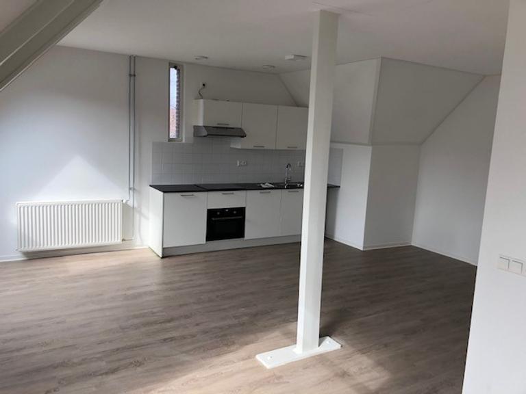 94 m2 appartement met terras in Vries - Afbeelding 1