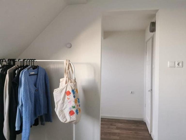 Kamer van 18 m2 in Laanhuizen - Afbeelding 3