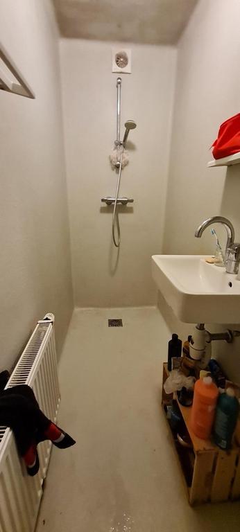 Kamer van 18 m2 in Laanhuizen - Afbeelding 8