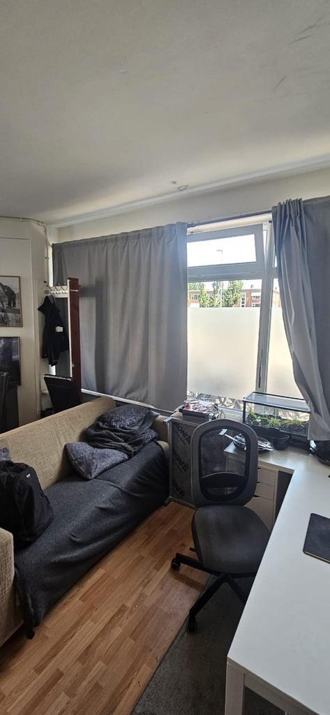 Lichte kamer van 20 m² vlak bij UMCG - Afbeelding 3