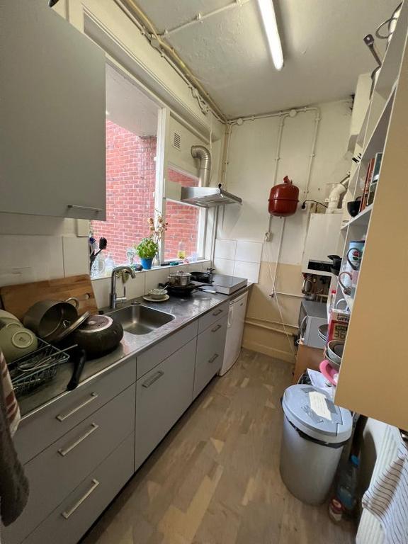 Lichte kamer van 20 m² vlak bij UMCG - Afbeelding 5