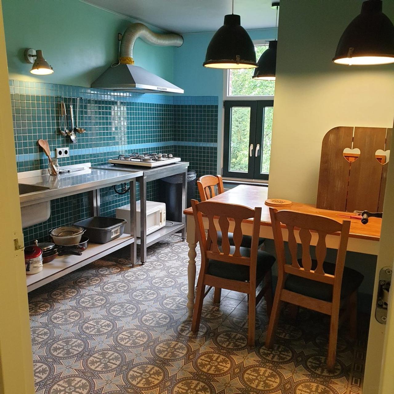 Room with internet in Hoensbroek - Image 4