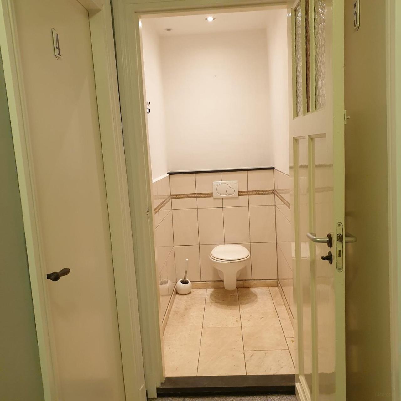 Room with internet in Hoensbroek - Image 8