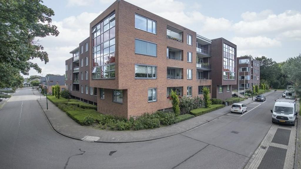 2-slaapkamerappartement met parkeerplek - Afbeelding 1