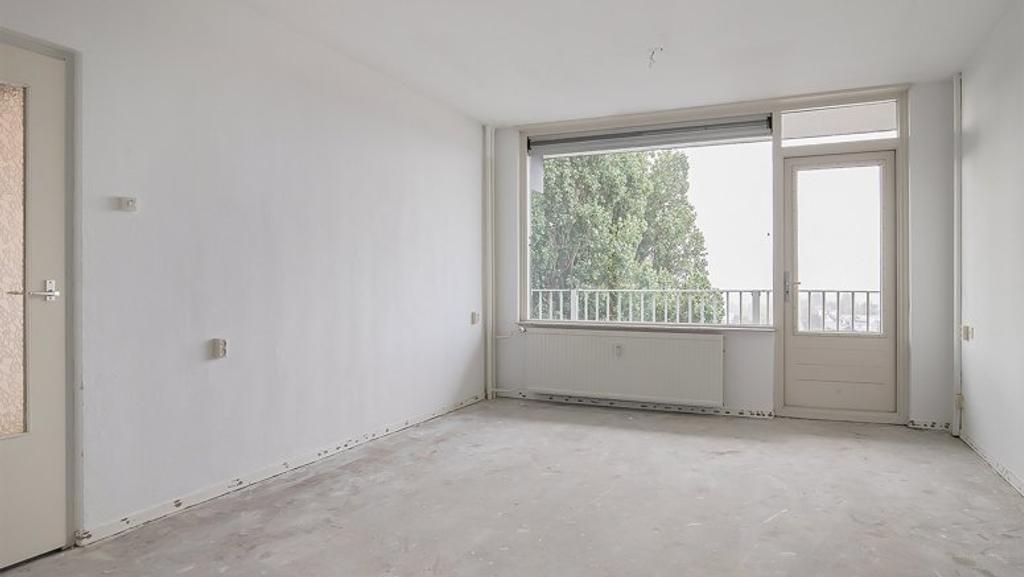 Balkonappartement op de 6e in Randwijck - Afbeelding 1