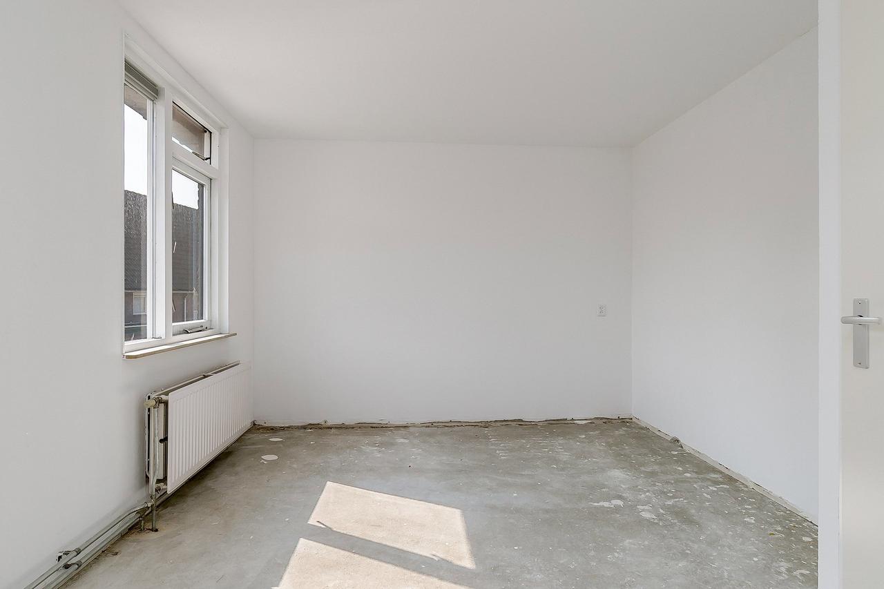 Huis met tuin en zonnepanelen in Gein - Afbeelding 9
