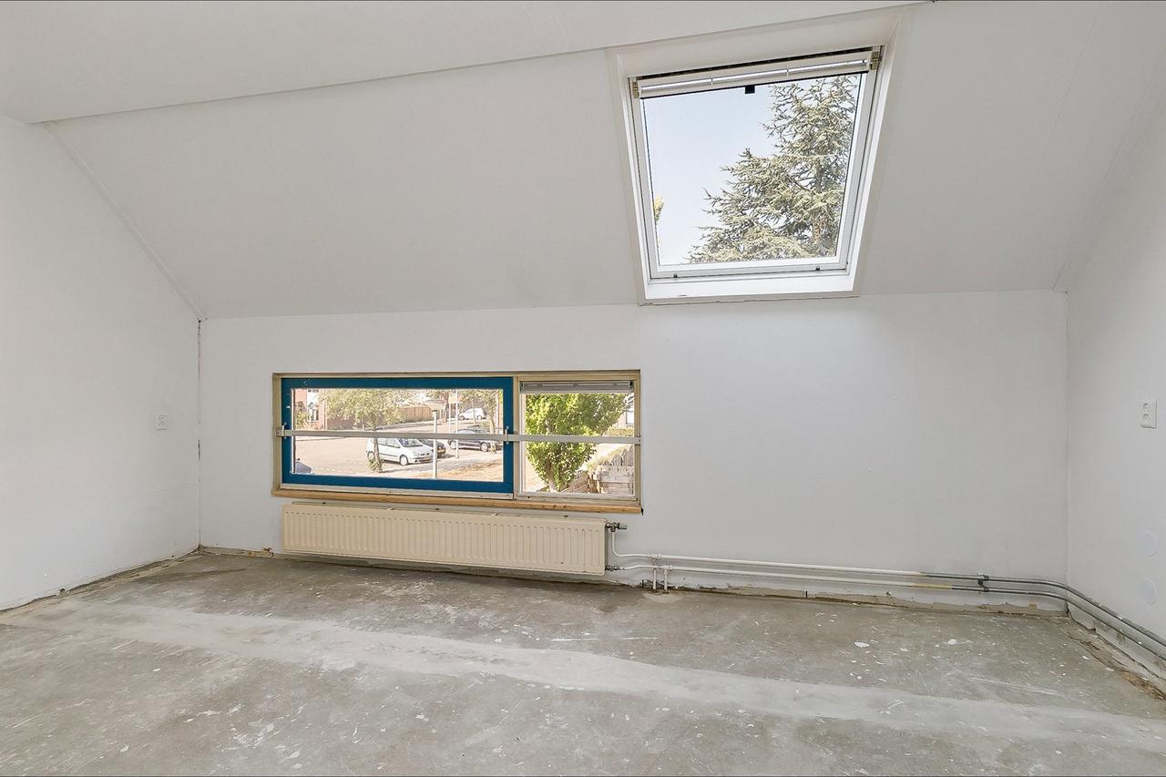 Huis met tuin en zonnepanelen in Gein - Afbeelding 14