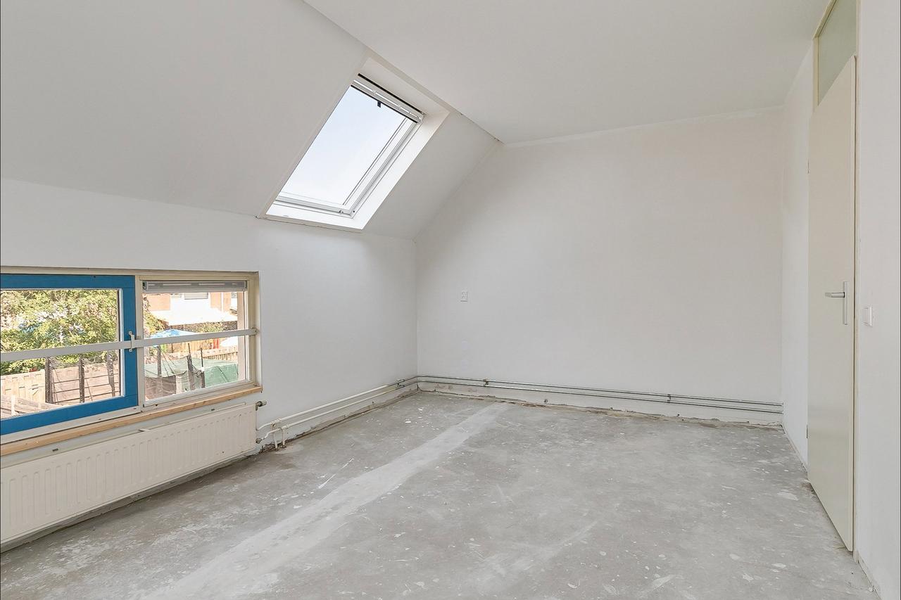 Huis met tuin en zonnepanelen in Gein - Afbeelding 15