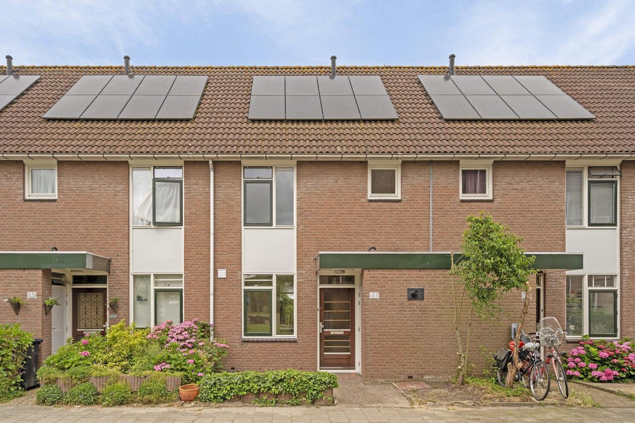 Huis met tuin en zonnepanelen in Gein - Afbeelding 20