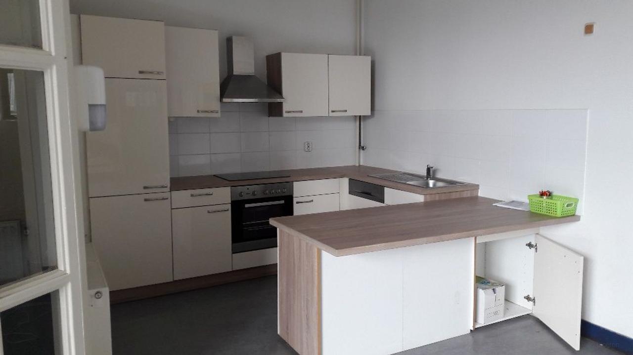 Anti-squat living space of 60 m² in Meedhuizen - Image 2