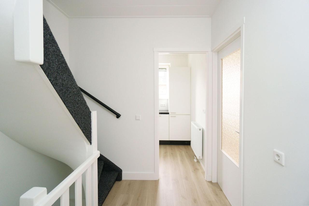 4-room apartment with balcony in Utrecht - Image 7
