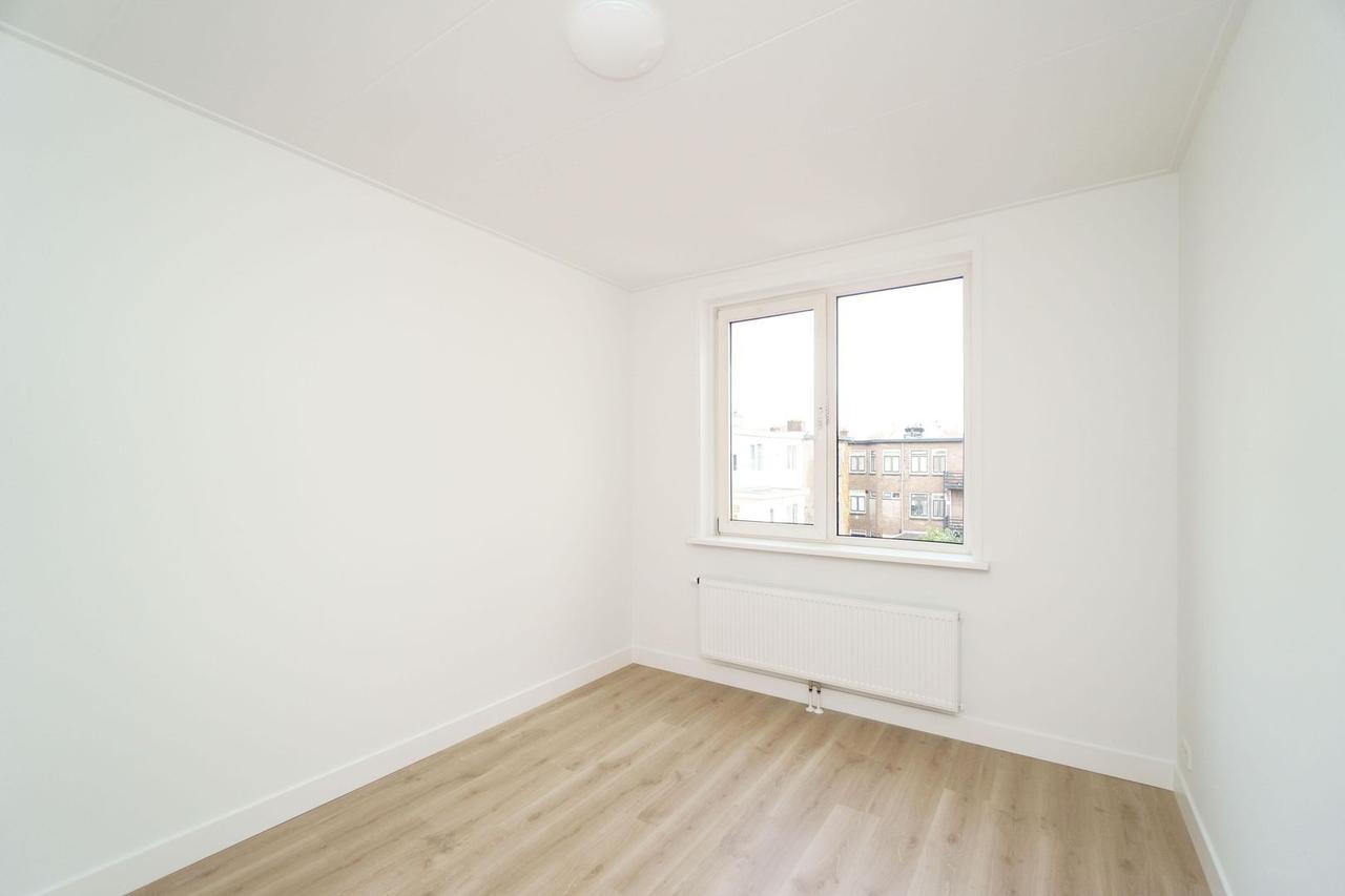 4-room apartment with balcony in Utrecht - Image 9