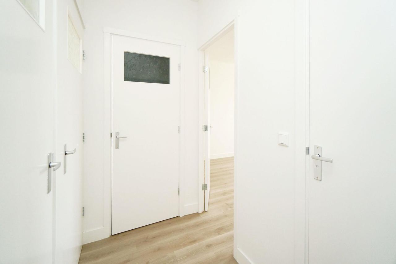 4-room apartment with balcony in Utrecht - Image 19