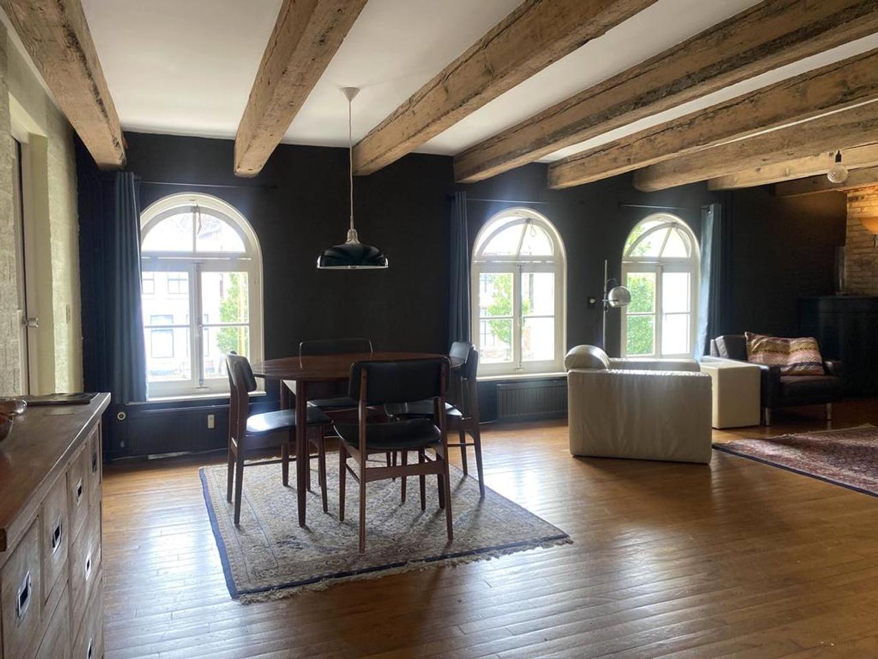 Furnished 2-bedroom apartment on the canal - Image 4