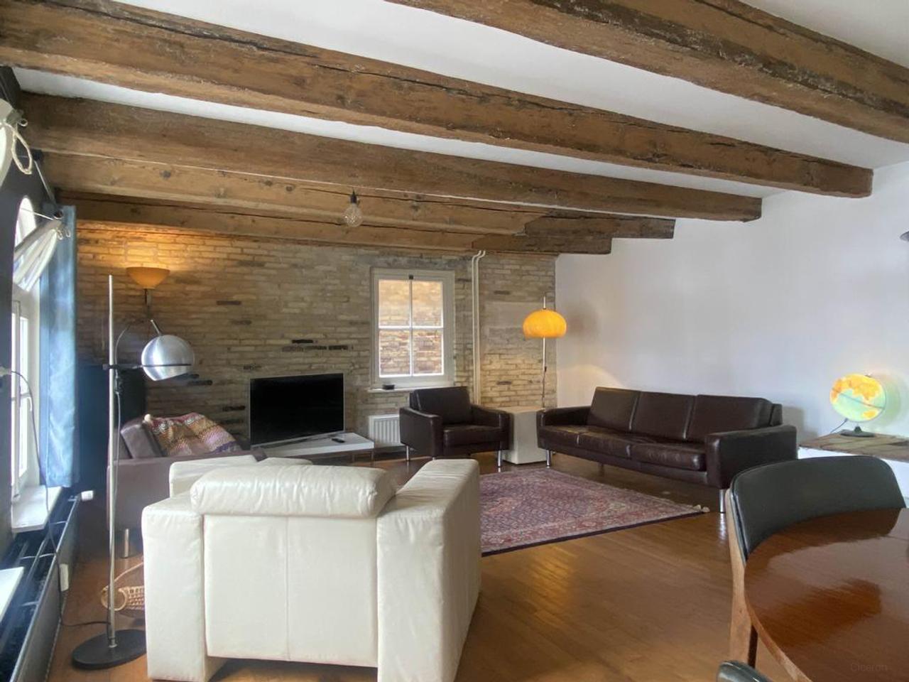 Furnished 2-bedroom apartment on the canal - Image 5