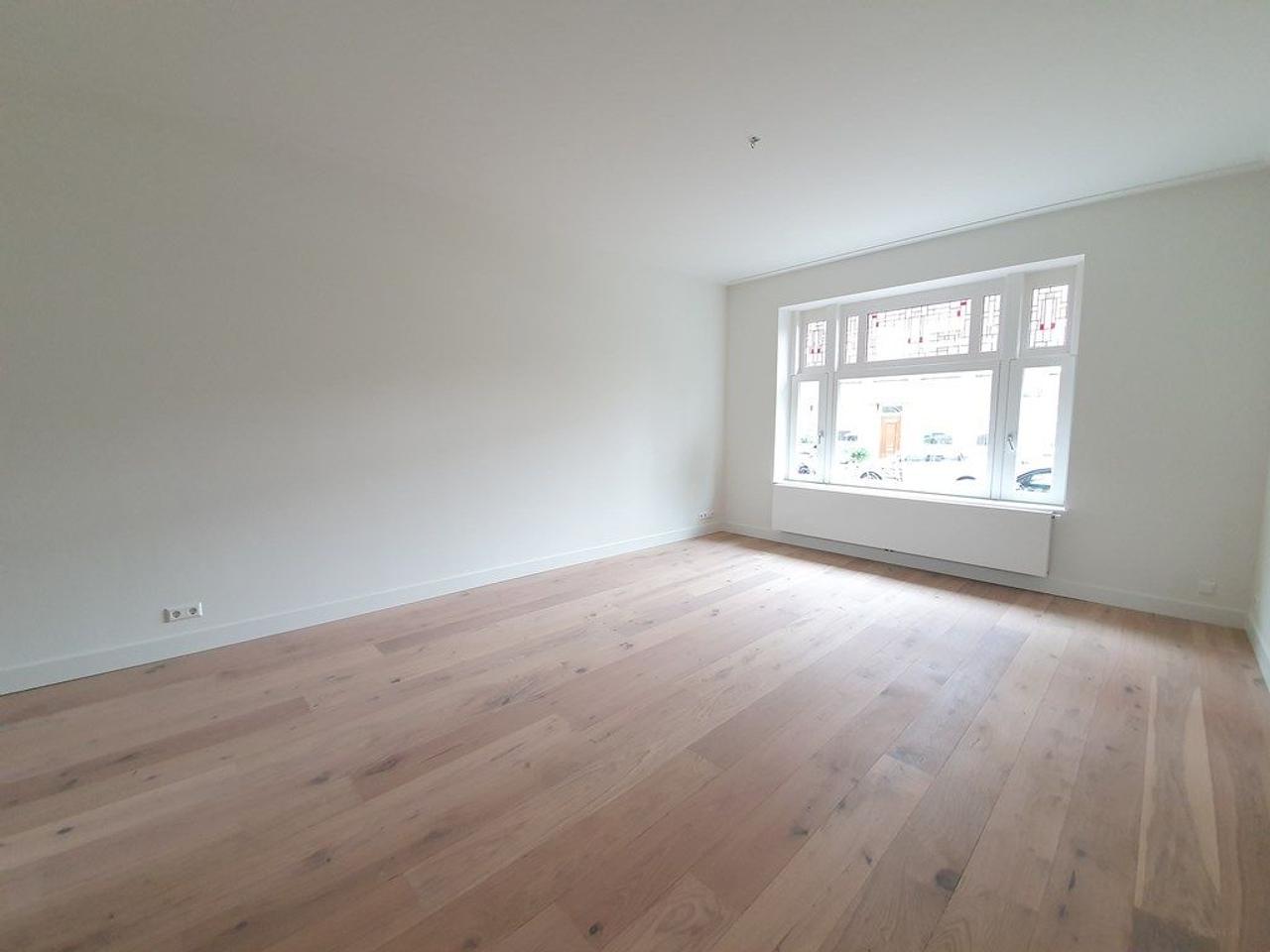 3-slaapkamer appartement met tuin - Afbeelding 4