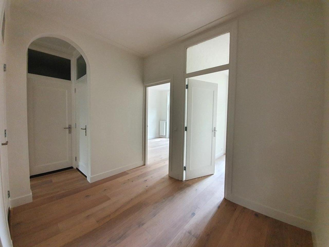 3-slaapkamer appartement met tuin - Afbeelding 5